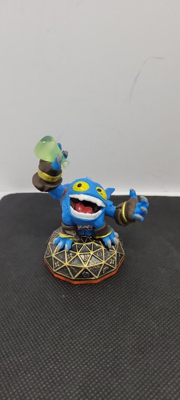 Skylanders Pop Fizz Character Figure Toys to Life Round Base